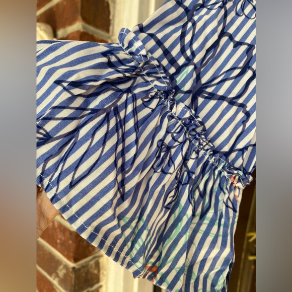 Violet Weekend Dress Tiered with Bell Sleeves Floral print design NWT size Small - Picture 6 of 9